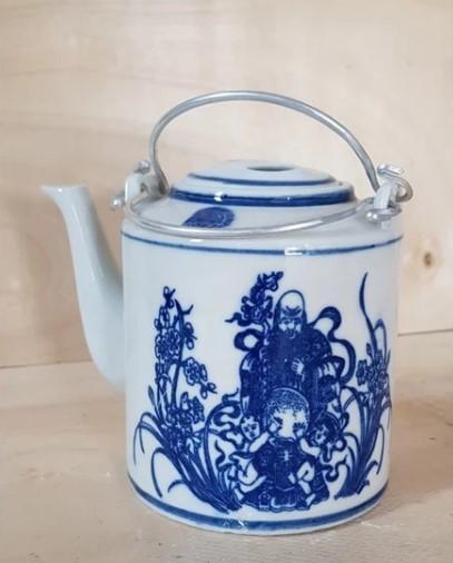 ẤM CHÉN TÁCH TRÀ GIẢ CỔ -Thuê-duoc-ban-tai-TRẦN LÊ SHOW