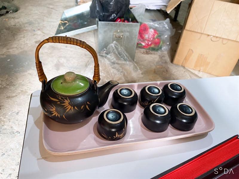 ẤM CHÉN TÁCH TRÀ GIẢ CỔ -Thuê-duoc-ban-tai-TRẦN LÊ SHOW