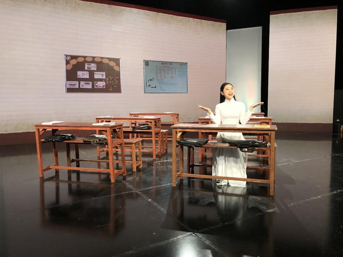 BÀN GHẾ HỌC SINH (Cho thuê)-duoc-ban-tai-TRẦN LÊ SHOW