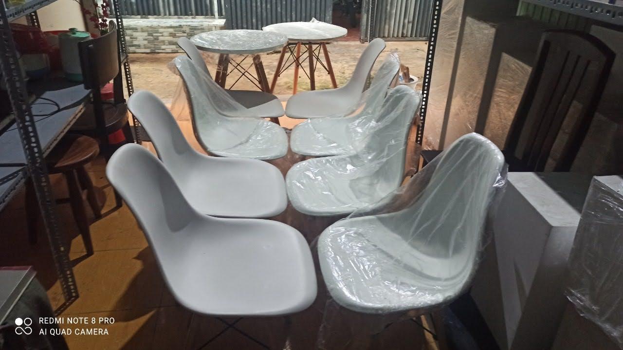 BÀN GHẾ TRẮNG EAMES-duoc-ban-tai-TRẦN LÊ SHOW