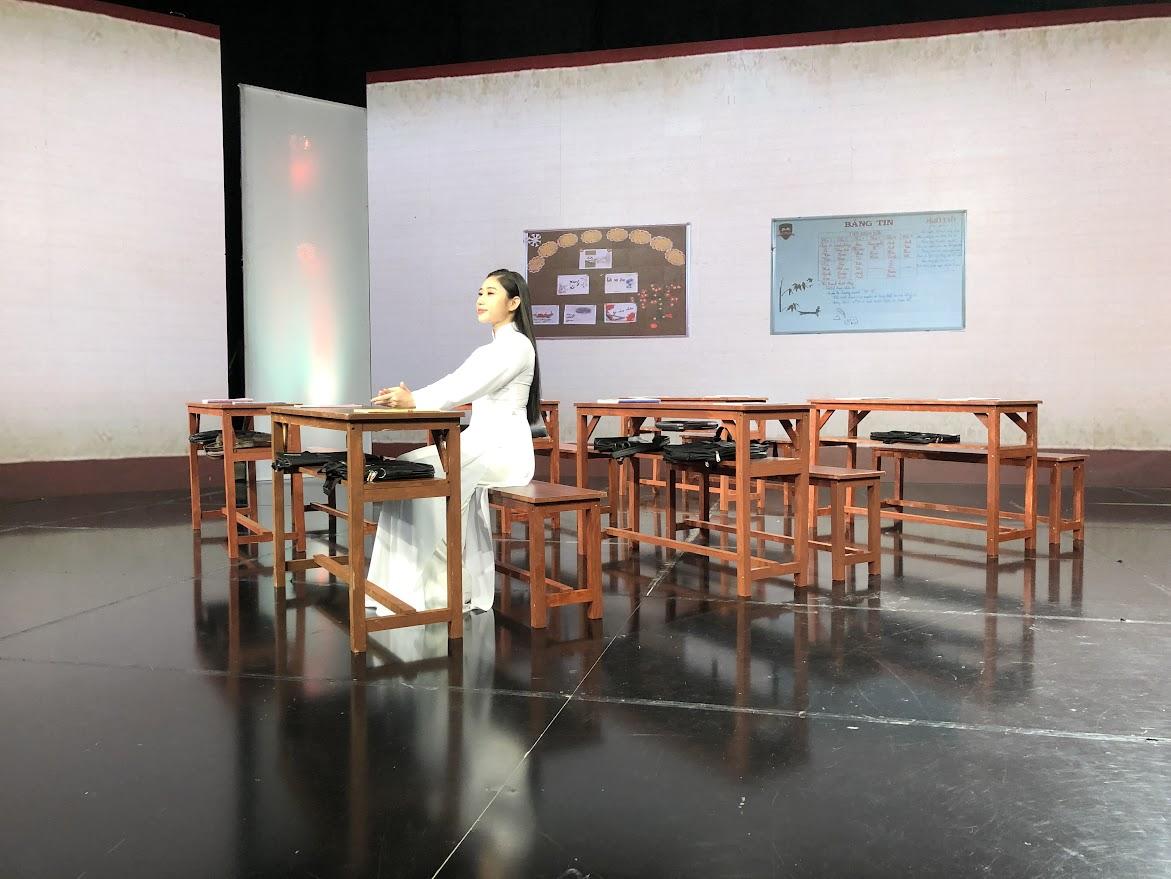 BÀN GHẾ HỌC SINH (Cho thuê)-duoc-ban-tai-TRẦN LÊ SHOW