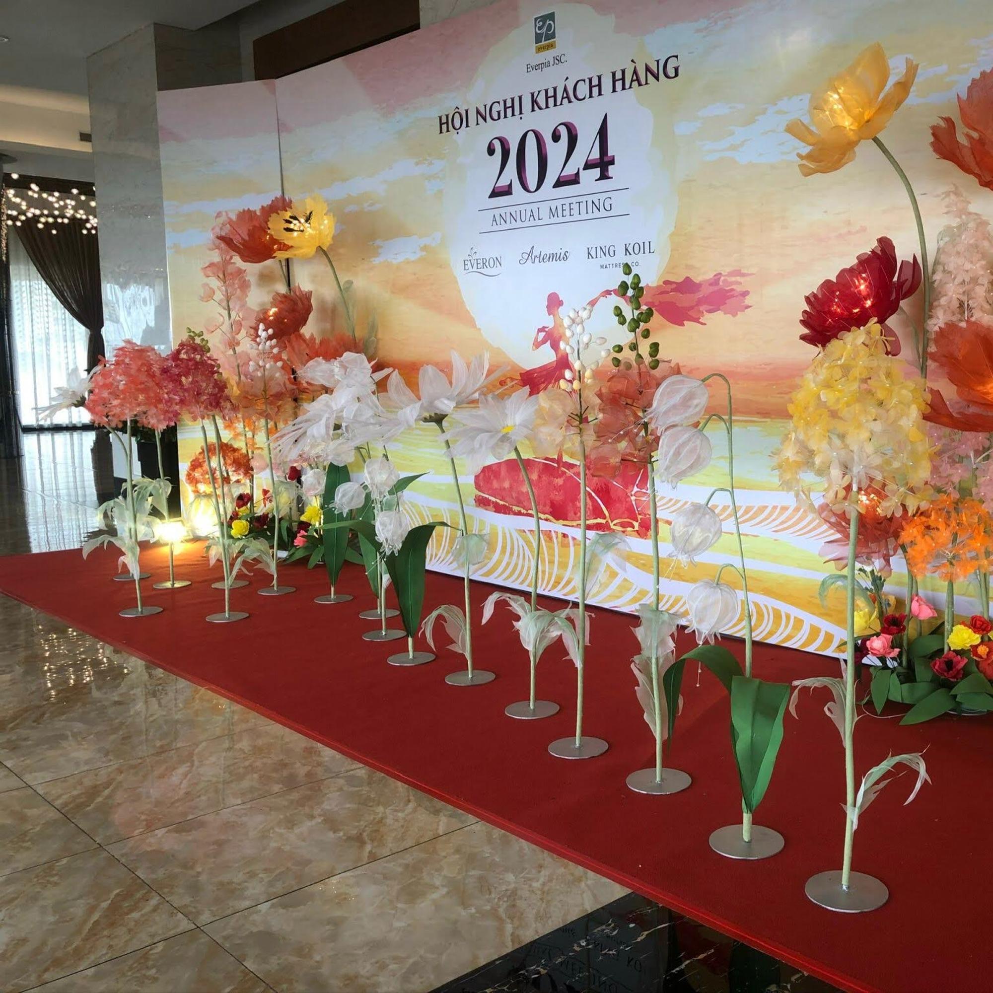 HOA VẢI VOAN ĐẠO CỤ-duoc-ban-tai-TRẦN LÊ SHOW