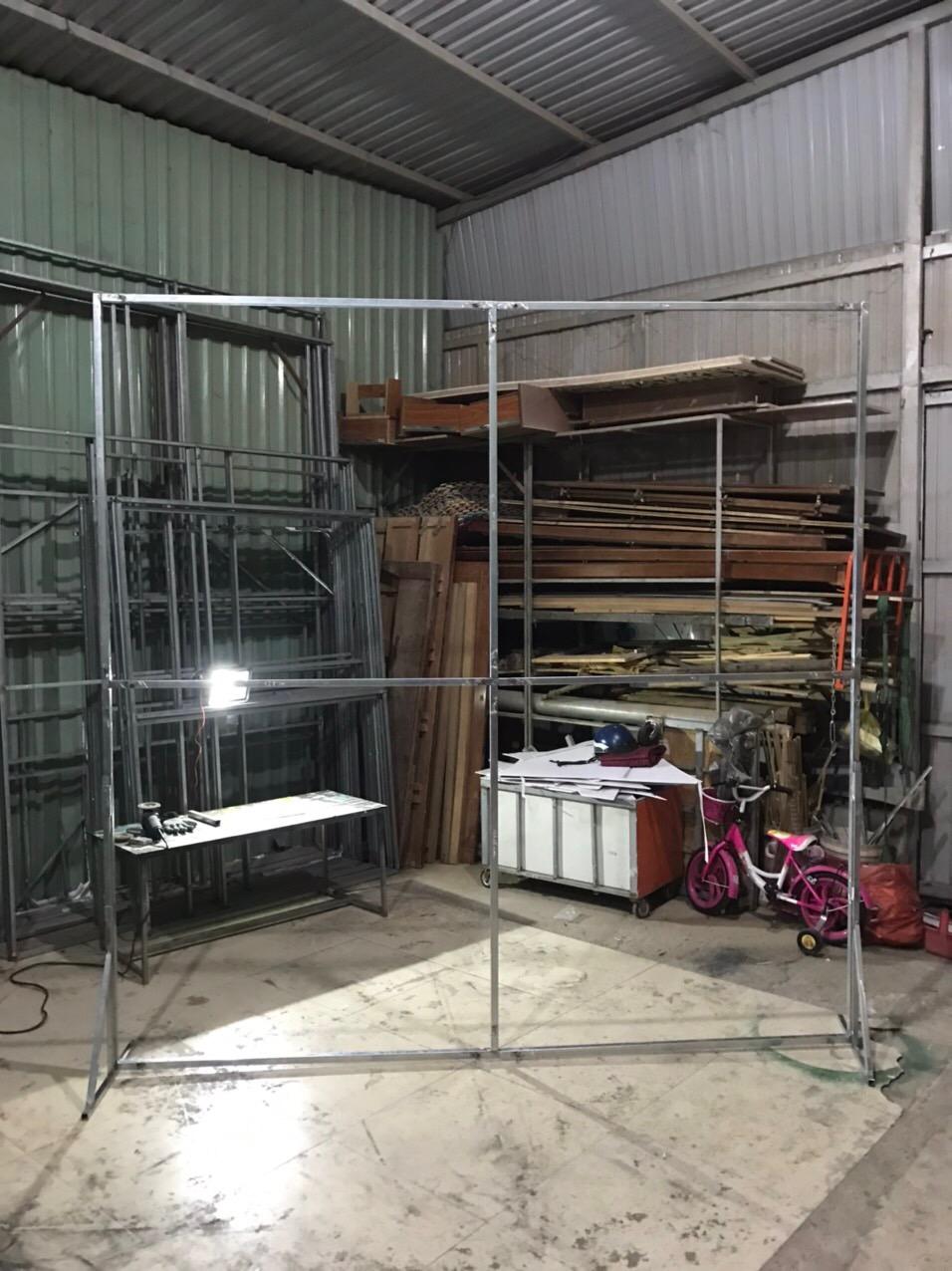 THI CÔNG BÁN KHUNG SẮT-duoc-ban-tai-TRẦN LÊ SHOW