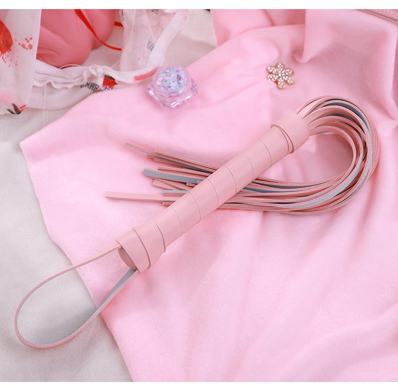 Sexy Leather Flogger-duoc-ban-tai-Xích Đạo Shop