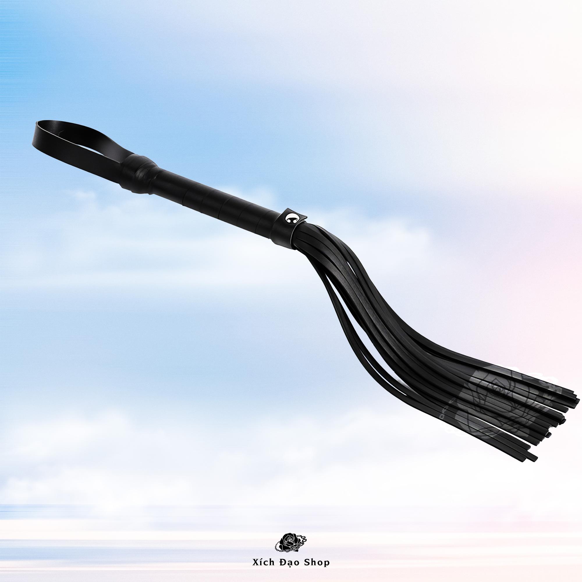 Sexy Leather Flogger-duoc-ban-tai-Xích Đạo Shop