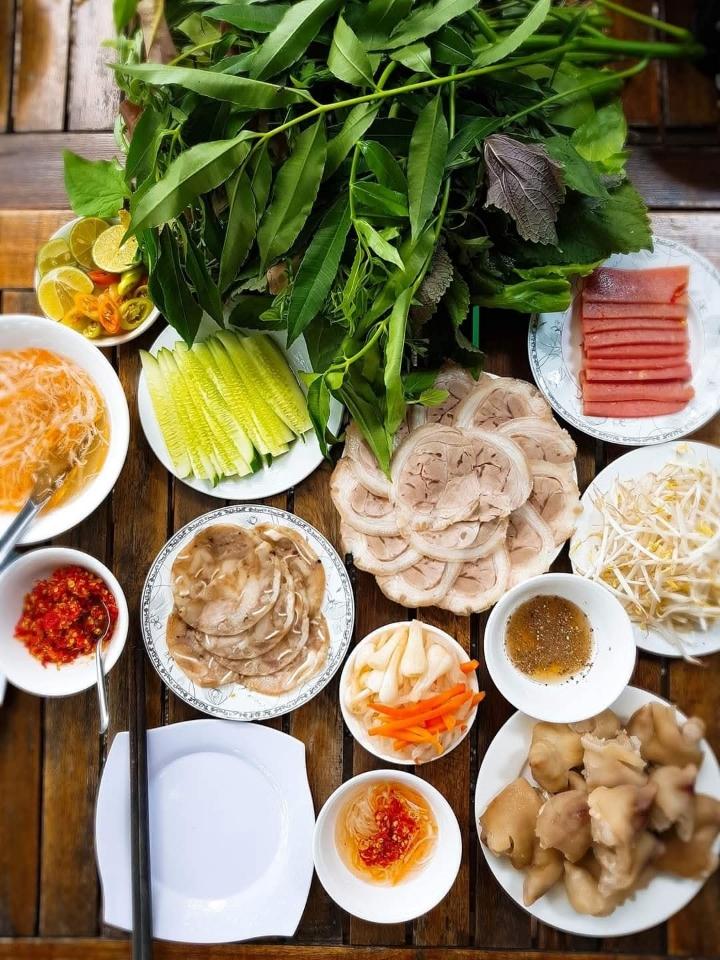 BÁNH TRÁNG THỊT-duoc-ban-tai-CHỊ HAI's Kitchen
