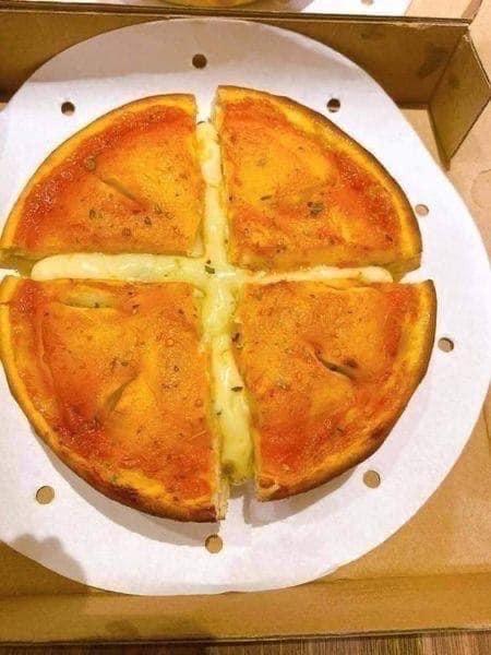 Pizza chicago (bánh chín)-duoc-ban-tai-Đông Hae Ecodream