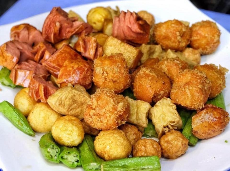 Hải sản phô mai-duoc-ban-tai-LONA TEA
