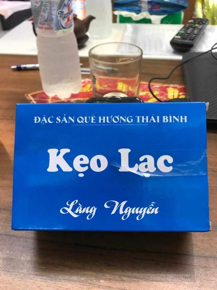 Kẹo lạc Làng Nguyễn -duoc-ban-tai-MỘC THỦY _ CỐM MỄ TRÌ