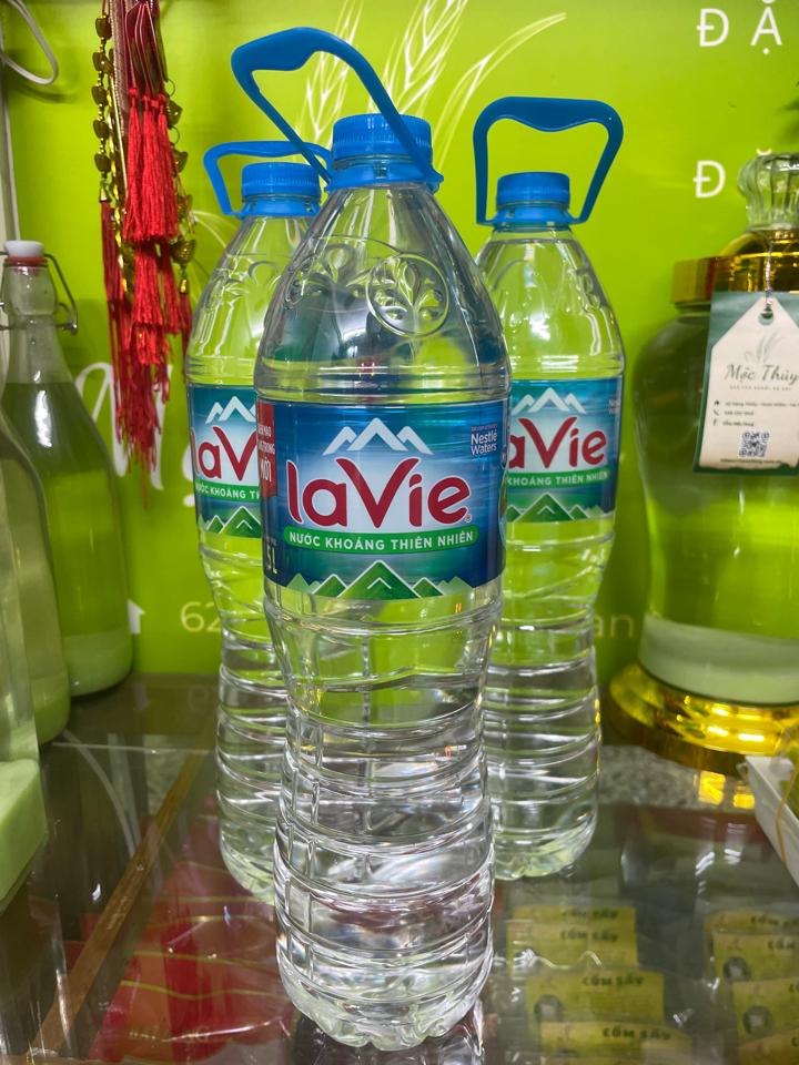 Nước Lavie 1.5l-duoc-ban-tai-MỘC THỦY _ CỐM MỄ TRÌ