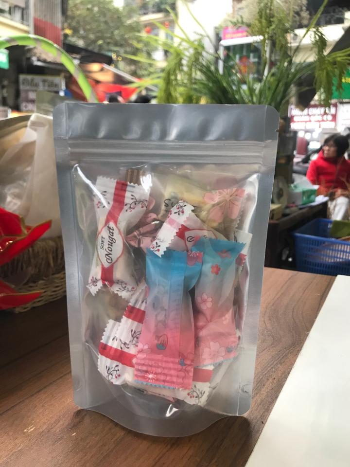 Kẹo Hạnh phúc ( 200g)-duoc-ban-tai-MỘC THỦY _ CỐM MỄ TRÌ