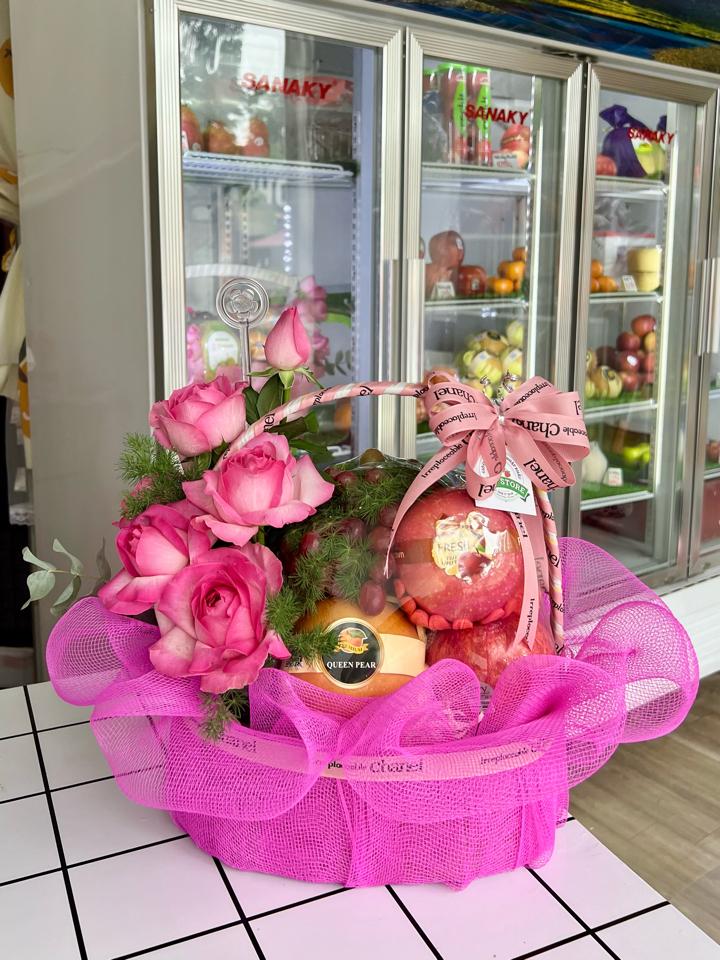 Giỏ quà kèm hoa tươi G50-duoc-ban-tai-Như STORE - Fresh Fruit