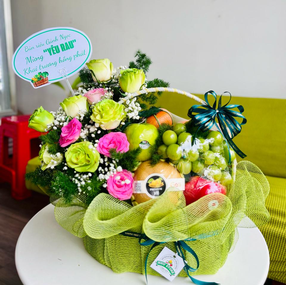Giỏ quà kèm hoa tươi G113-duoc-ban-tai-Như STORE - Fresh Fruit