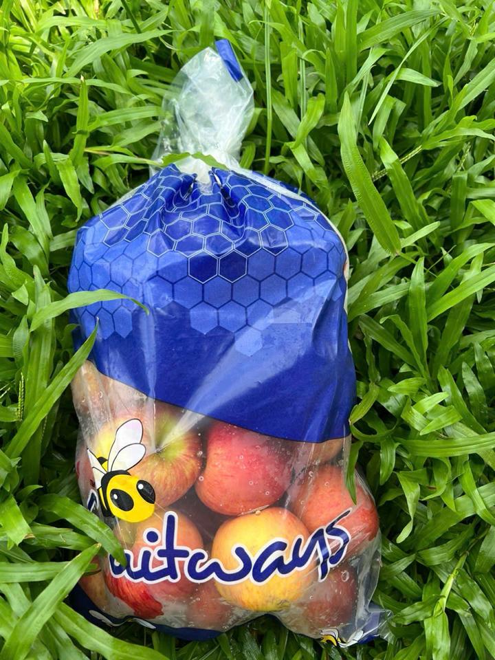Táo túi Nam Phi Core-duoc-ban-tai-Như STORE - Fresh Fruit