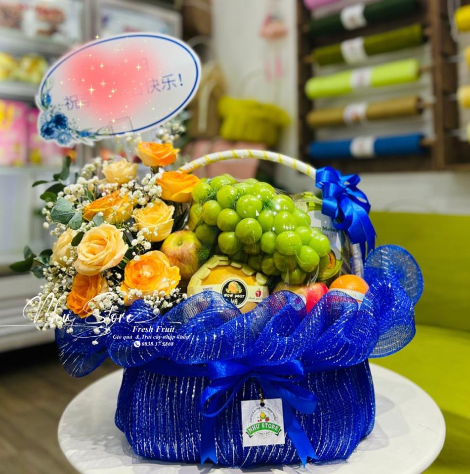 Giỏ quà kèm hoa tươi G153-duoc-ban-tai-Như STORE - Fresh Fruit