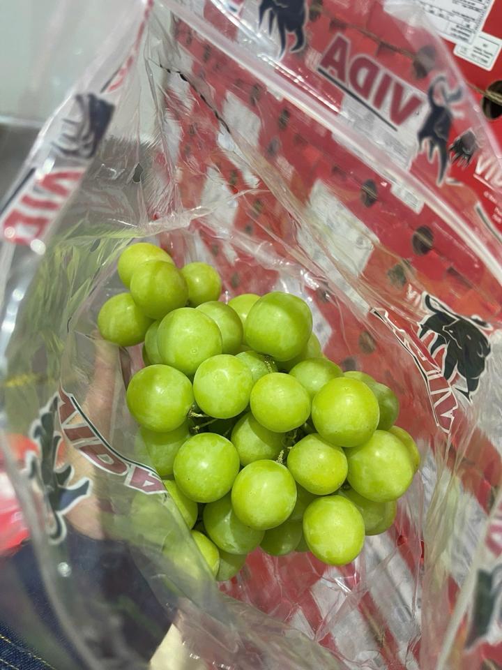 Nho xanh Nam Phi-duoc-ban-tai-Như STORE - Fresh Fruit