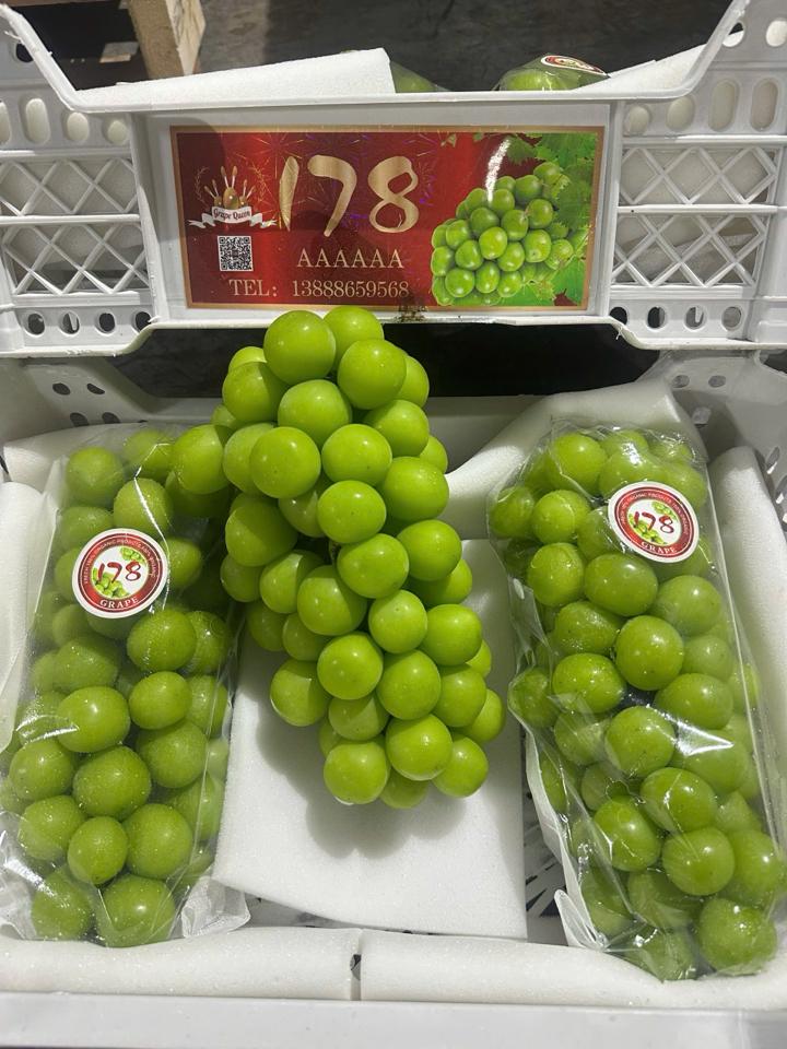 Nho sữa mẫu đơn-duoc-ban-tai-Như STORE - Fresh Fruit