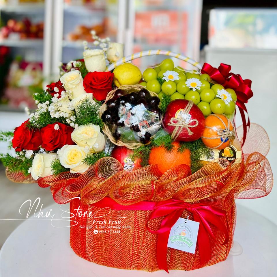 Giỏ quà kèm hoa tươi G182-duoc-ban-tai-Như STORE - Fresh Fruit