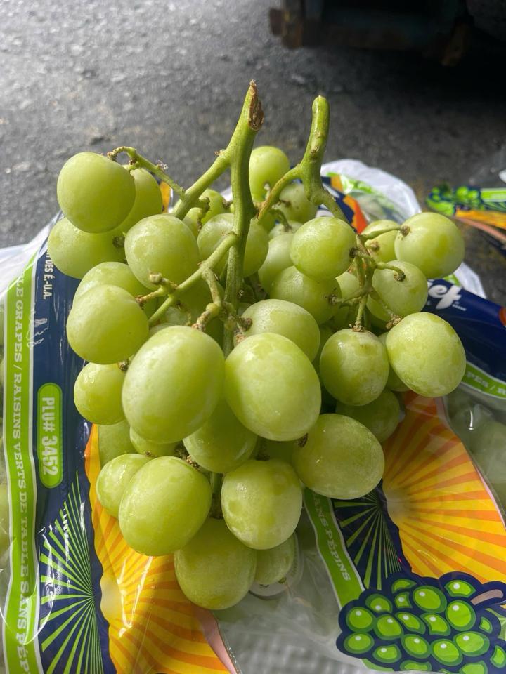 Nho xanh Mỹ-duoc-ban-tai-Như STORE - Fresh Fruit
