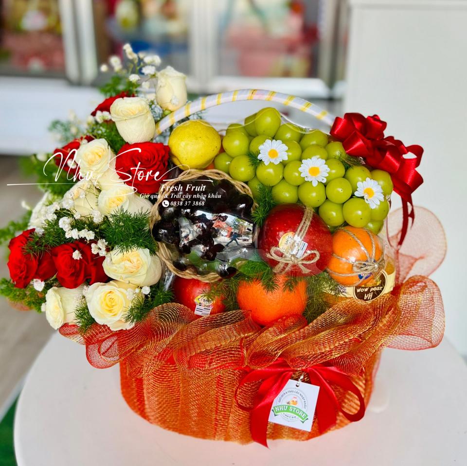 Giỏ quà kèm hoa tươi G182-duoc-ban-tai-Như STORE - Fresh Fruit