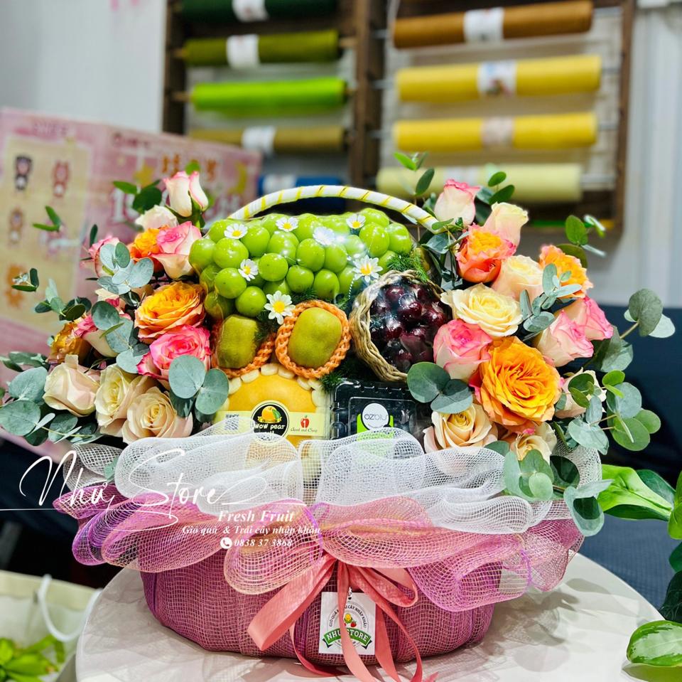 Giỏ quà kèm hoa tươi G161-duoc-ban-tai-Như STORE - Fresh Fruit
