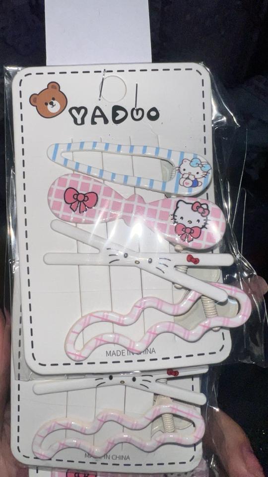 4 kẹp hello kitty -duoc-ban-tai-Sunny Store - Phụ Kiện & Quà Tặng