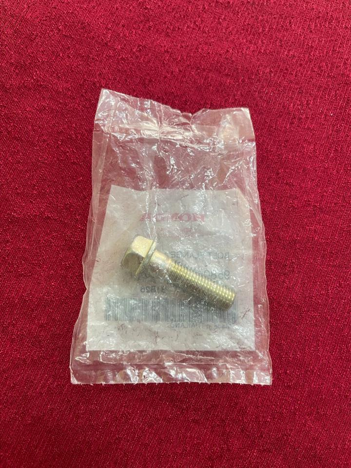 ABTL - Ốc bắt phuộc trên-duoc-ban-tai-Xe Máy Vũ Hạnh