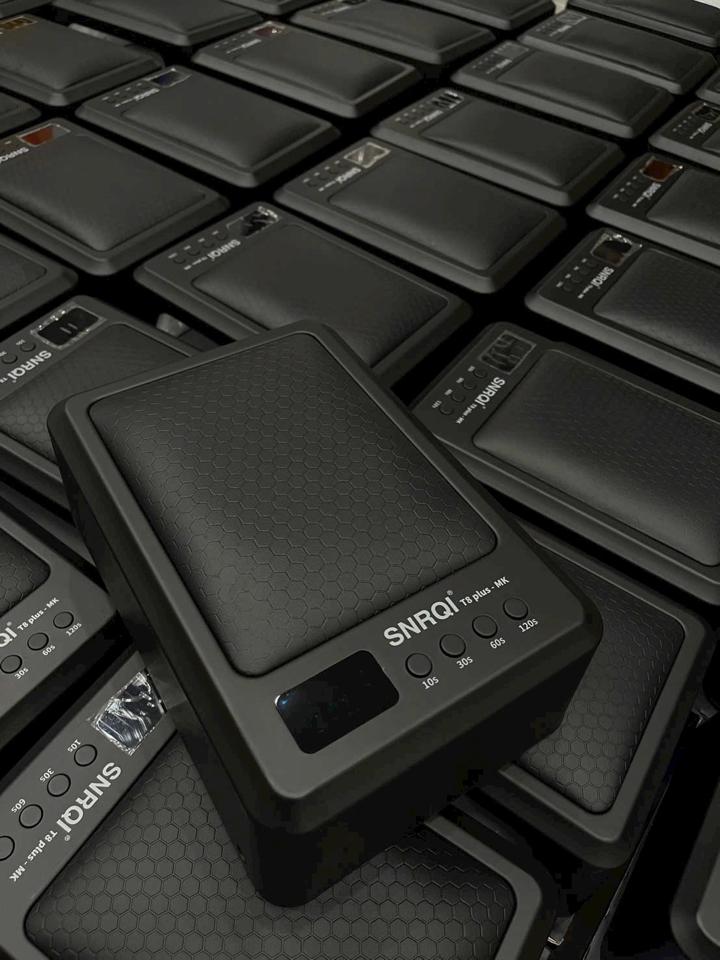 Máy hơ T8 72W - Đen-duoc-ban-tai-NAIL GIA TUỆ