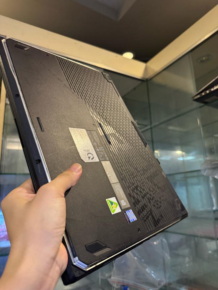 Asus Rog i7 10th ram 16/512gb RTX 2060 17inch-duoc-ban-tai-Vi Tính Kim Trân