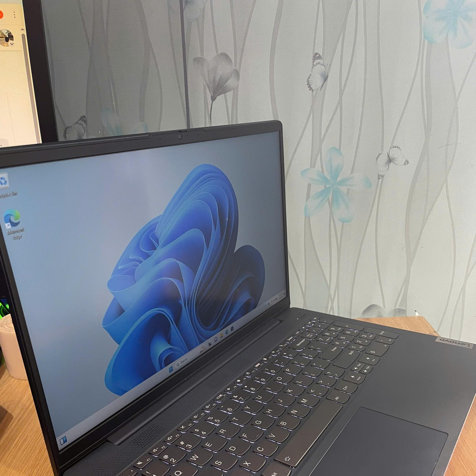 Lenovo i5 11th ram 8gb-duoc-ban-tai-Vi Tính Kim Trân