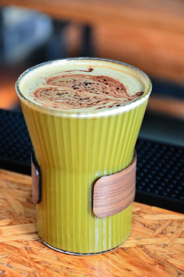 Matcha Trà Xanh-duoc-ban-tai-Tiệm Cà phê XOAY