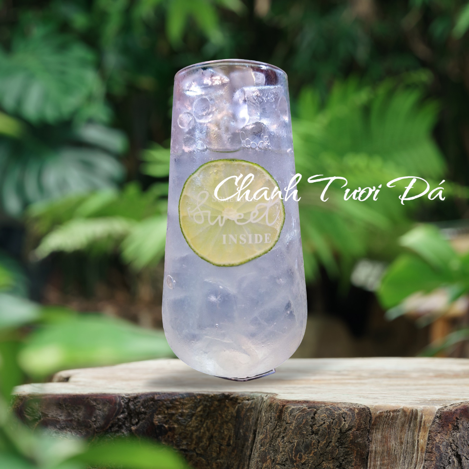 Chanh Đá-duoc-ban-tai-Tiệm Cà phê XOAY