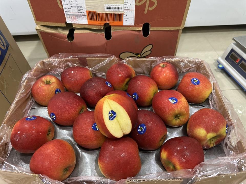 Táo Nam Phi-duoc-ban-tai-Kho sỉ Lương Dung