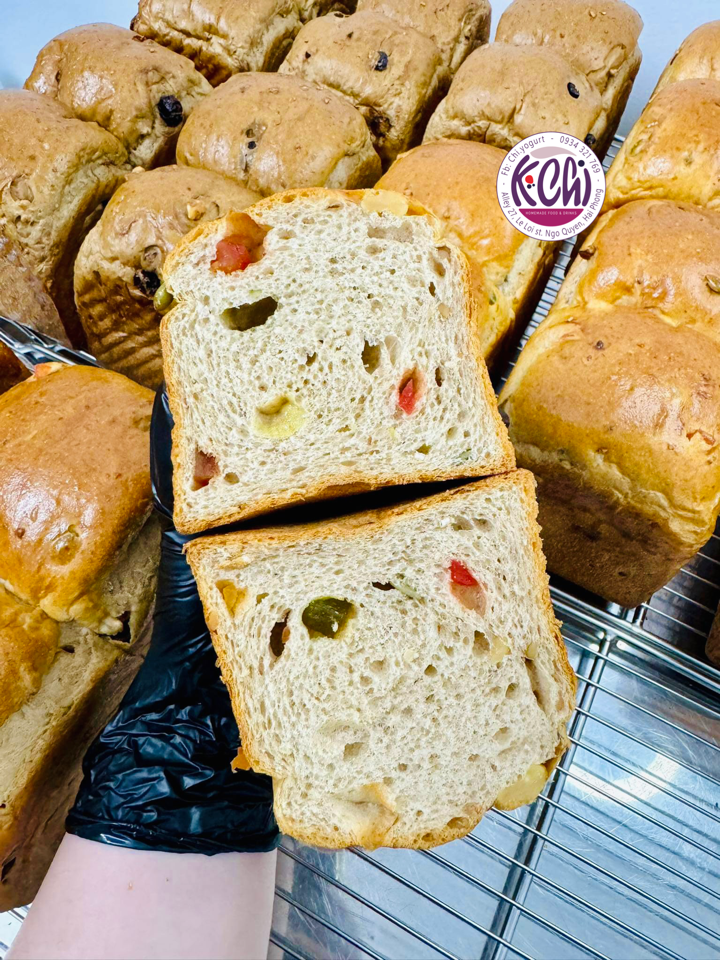 Sandwhich nguyên cám hạt mứt-duoc-ban-tai-K-Chi Food & Drinks