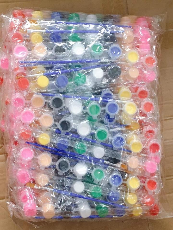 8 Màu 3ml+ 1 cọ-duoc-ban-tai-TƯỢNG KIM LỘC