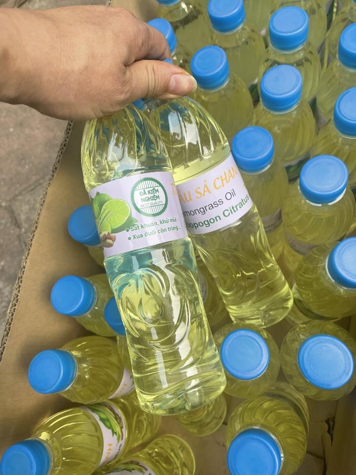 Tinh dầu sả chanh lau nhà - chai 500ml-duoc-ban-tai-Đặc sản vùng cao HN