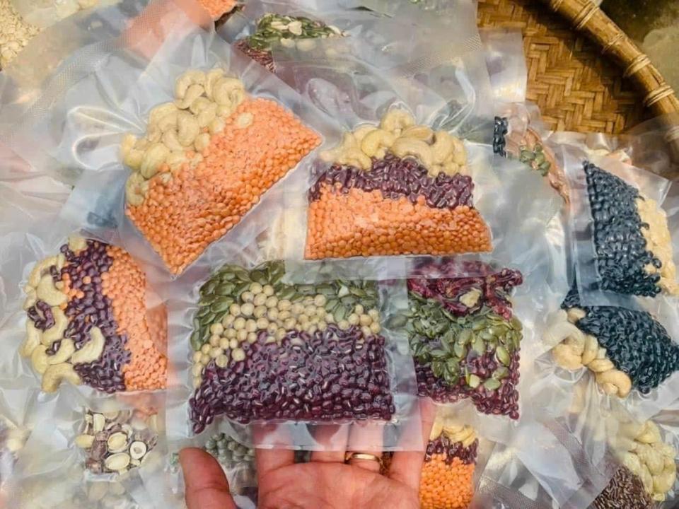 Set sữa hạt mix - túi 10gói-duoc-ban-tai-Đặc sản vùng cao HN