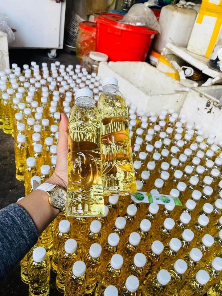 Tinh dầu sả Java Mường Tè nguyên chất 500ml-duoc-ban-tai-Đặc sản vùng cao HN
