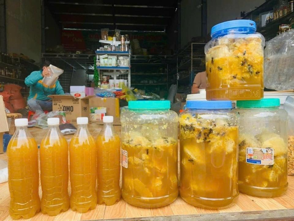 Mật ong khoái - mật rừng - 1lit-duoc-ban-tai-Đặc sản vùng cao HN