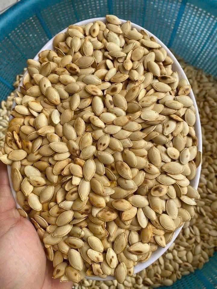 Hạt bí trắng rang củi - Túi 500gr-duoc-ban-tai-Đặc sản vùng cao HN