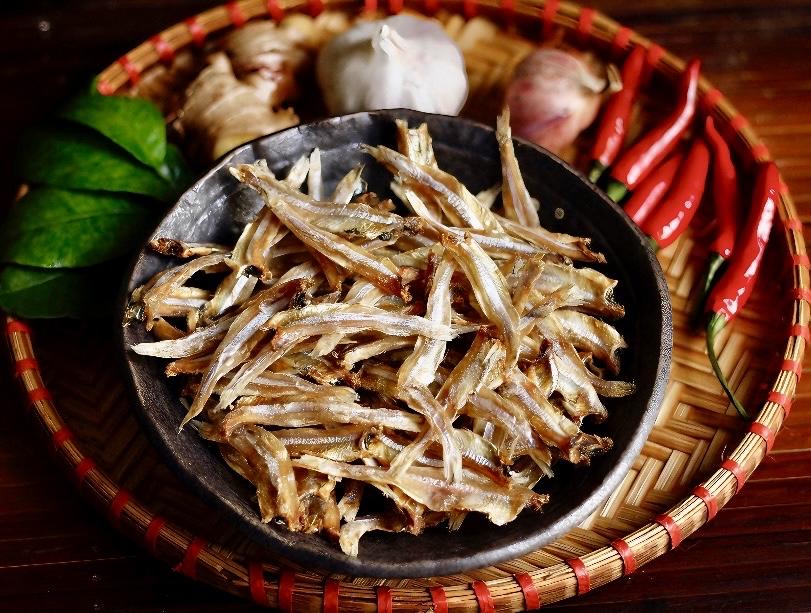 Cá Cơm Trỏng Khô-duoc-ban-tai-BẾP NHÀ DỪA