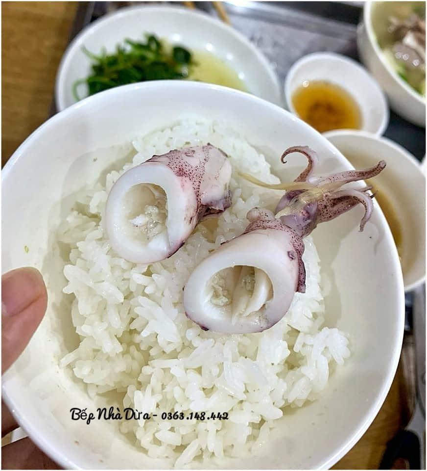 Mực ống nghệ size vừa (hàng kéo lưới trong ngày)-duoc-ban-tai-BẾP NHÀ DỪA