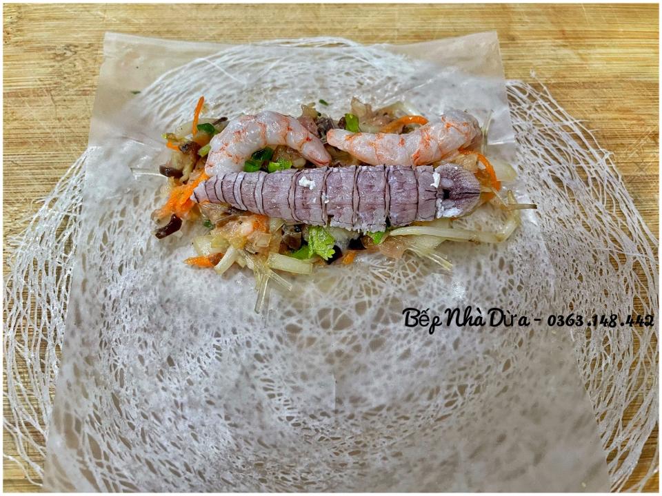 Nem Dế Hải Sản (Nõn bề nguyên con - nõn tôm sắt to)-duoc-ban-tai-BẾP NHÀ DỪA