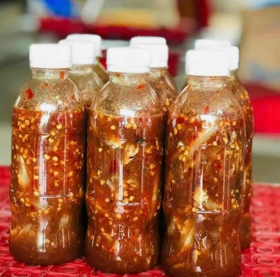 Mắm cá cơm đặc sản nha trang-duoc-ban-tai-Thùy Dương Shop