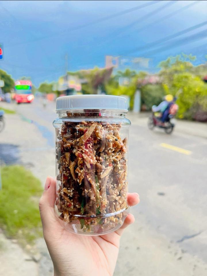 Cá cơm rim-duoc-ban-tai-Hải sản Kim Uyên