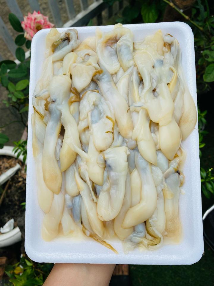 Thịt sò móng tay-duoc-ban-tai-Hải sản Kim Uyên