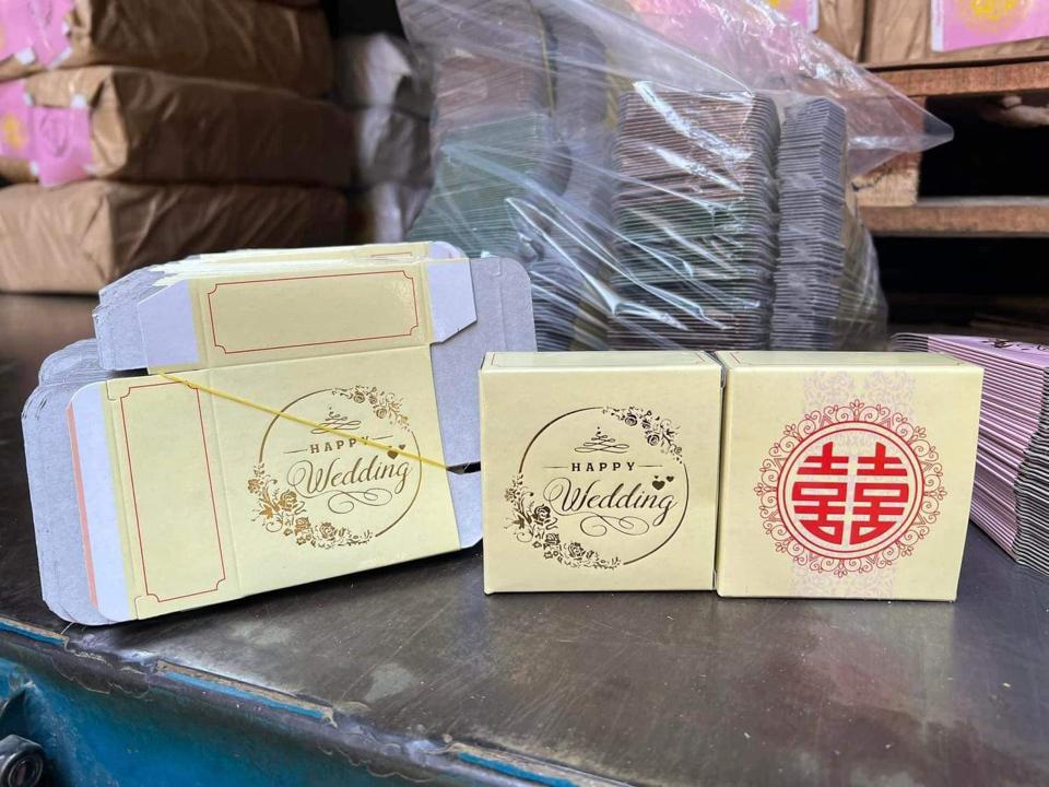 100h Hộp bánh cốm weding kem -duoc-ban-tai-Phụ kiện cưới hỏi Hà Anh