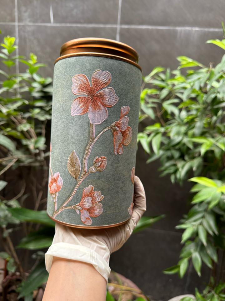 Tròn 200g xanh rêu hoa nổi -duoc-ban-tai-Phụ kiện cưới hỏi Hà Anh