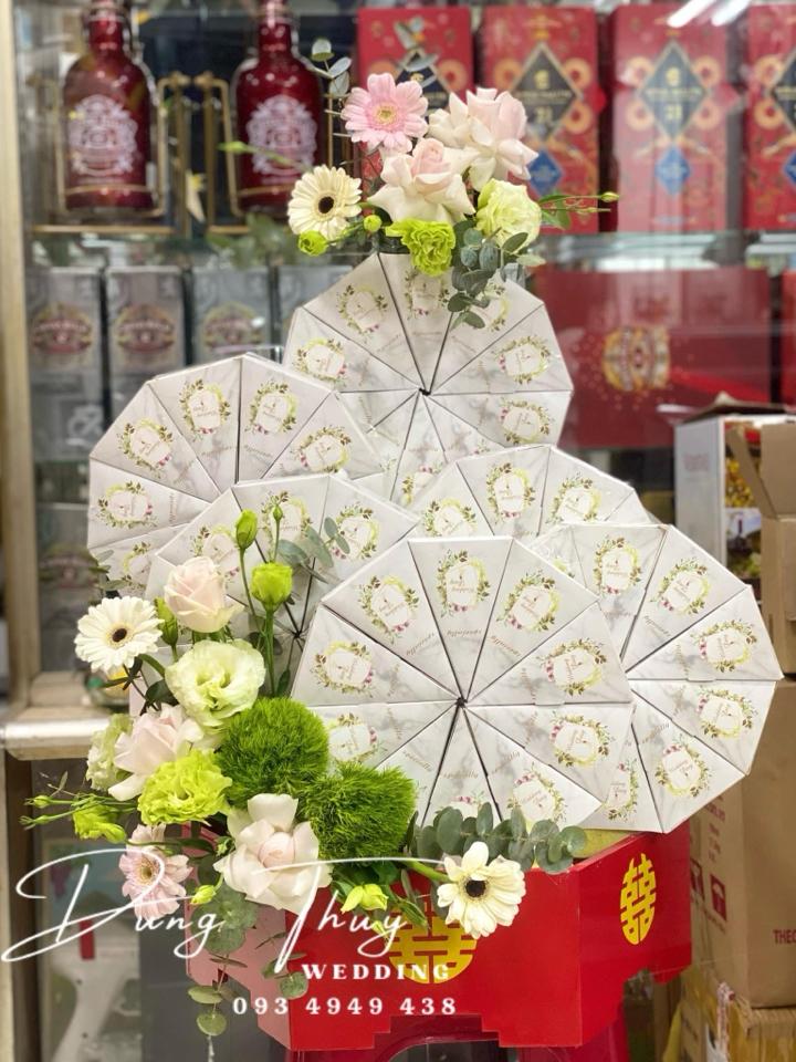 100h tam giác trắng -duoc-ban-tai-Phụ kiện cưới hỏi Hà Anh