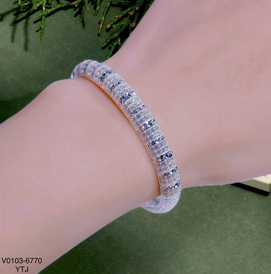 Vòng Xoàn Mo YT-S87701-duoc-ban-tai-Kim Cường Jewelry